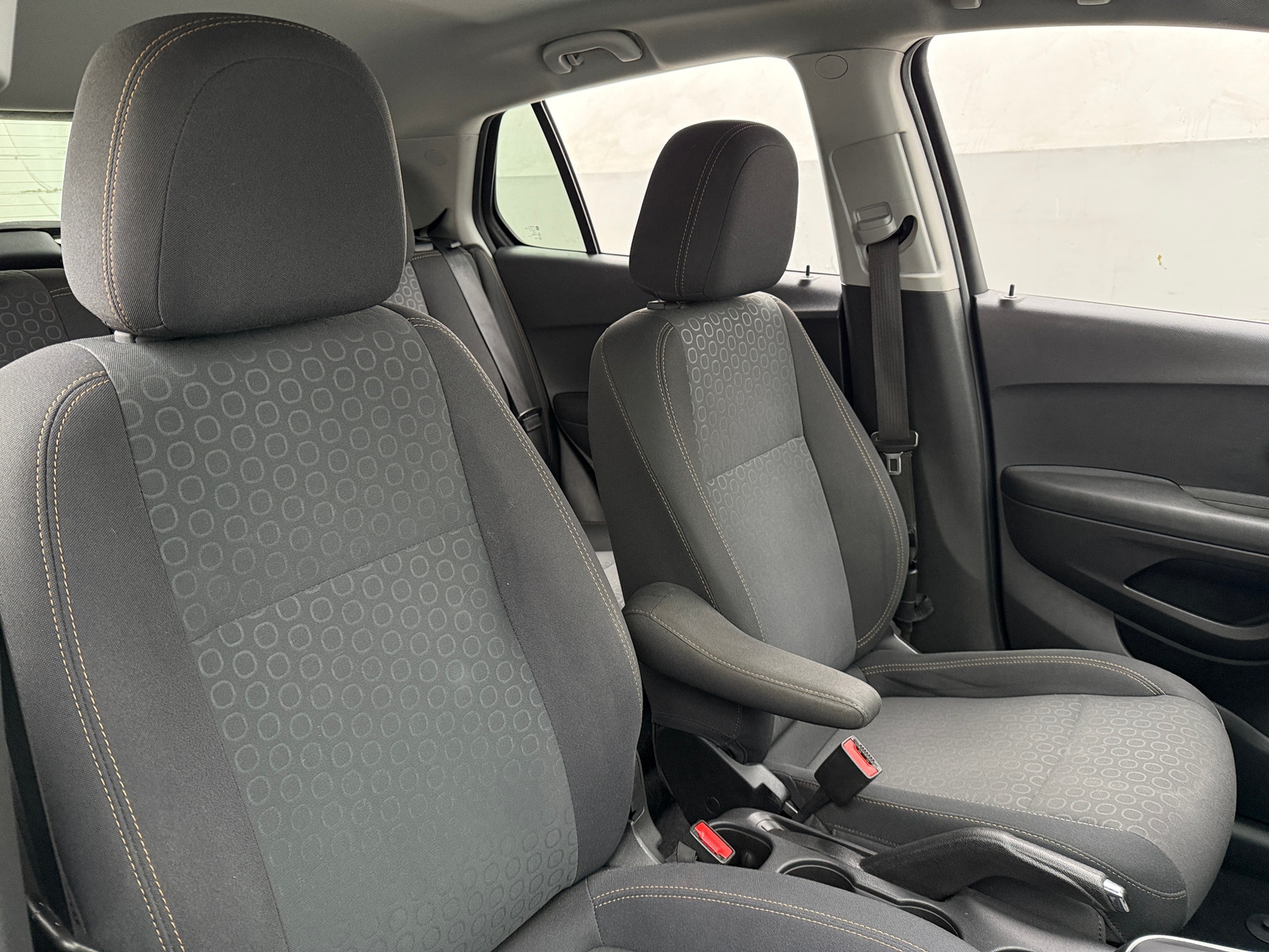 Thumbnail: 2020 Chevrolet Trax - 2