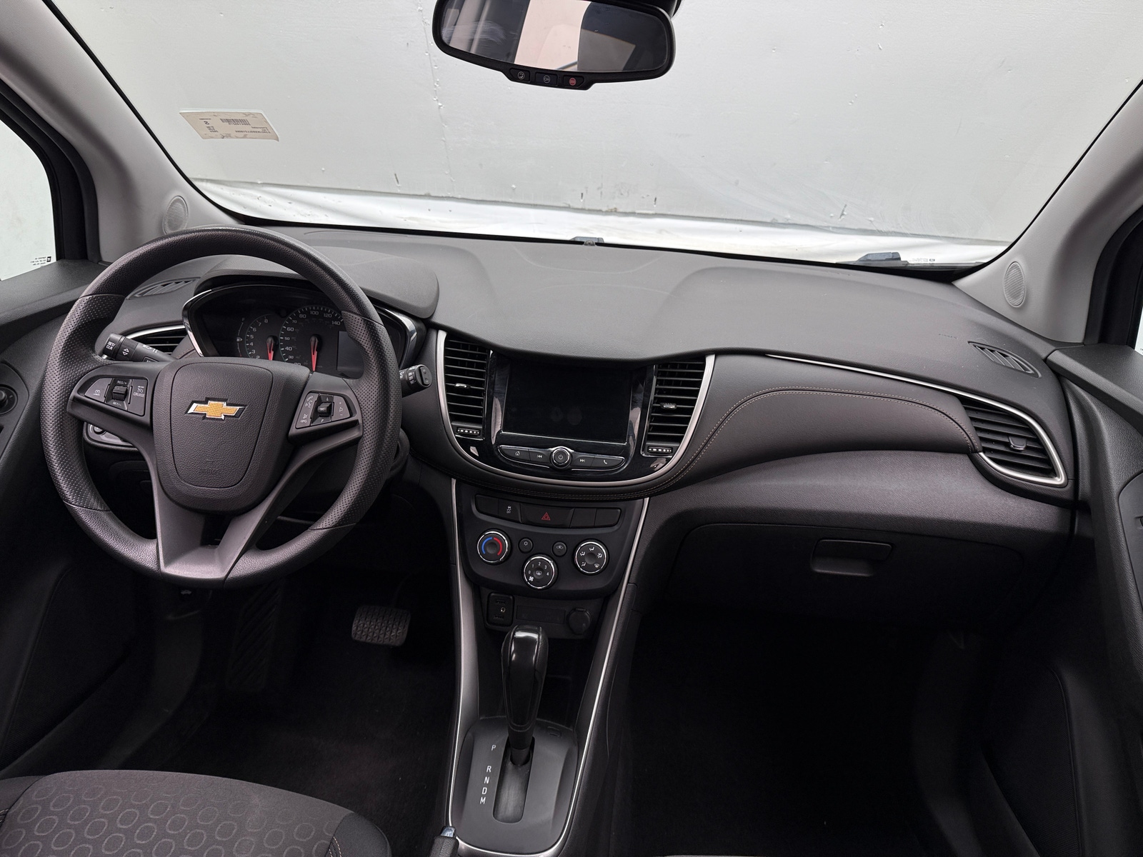 Thumbnail: 2020 Chevrolet Trax - 3