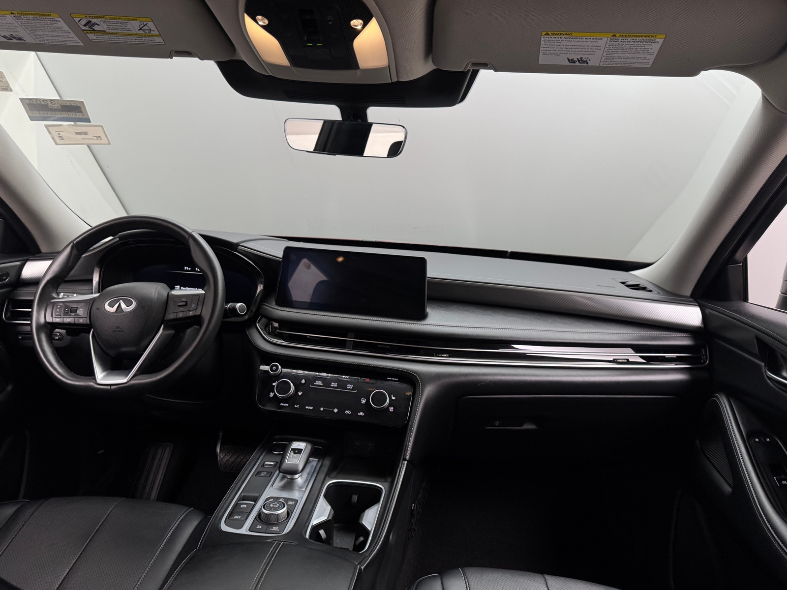 Thumbnail: 2023 INFINITI QX60 - 2