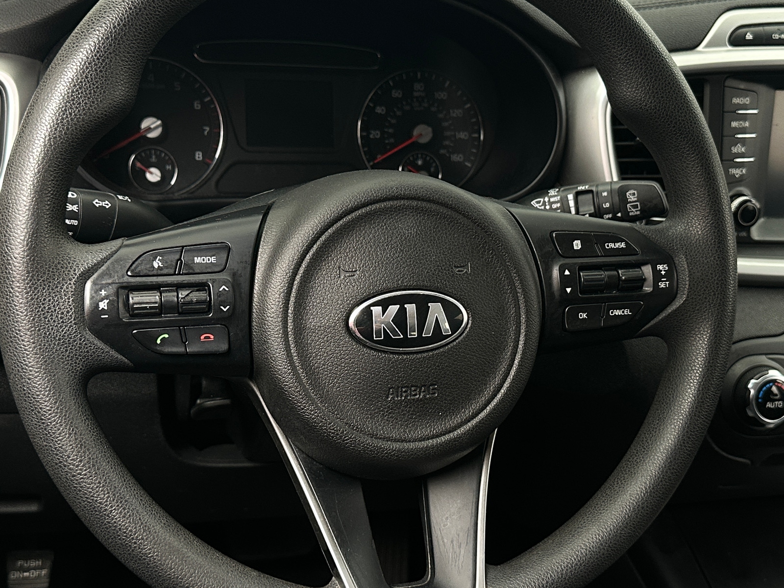 Thumbnail: 2018 Kia Sorento - 5