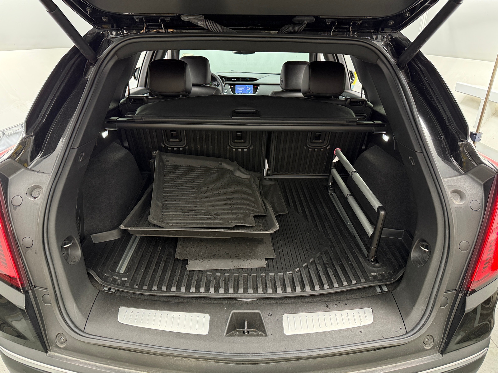 Thumbnail: 2024 Cadillac XT5 - 6