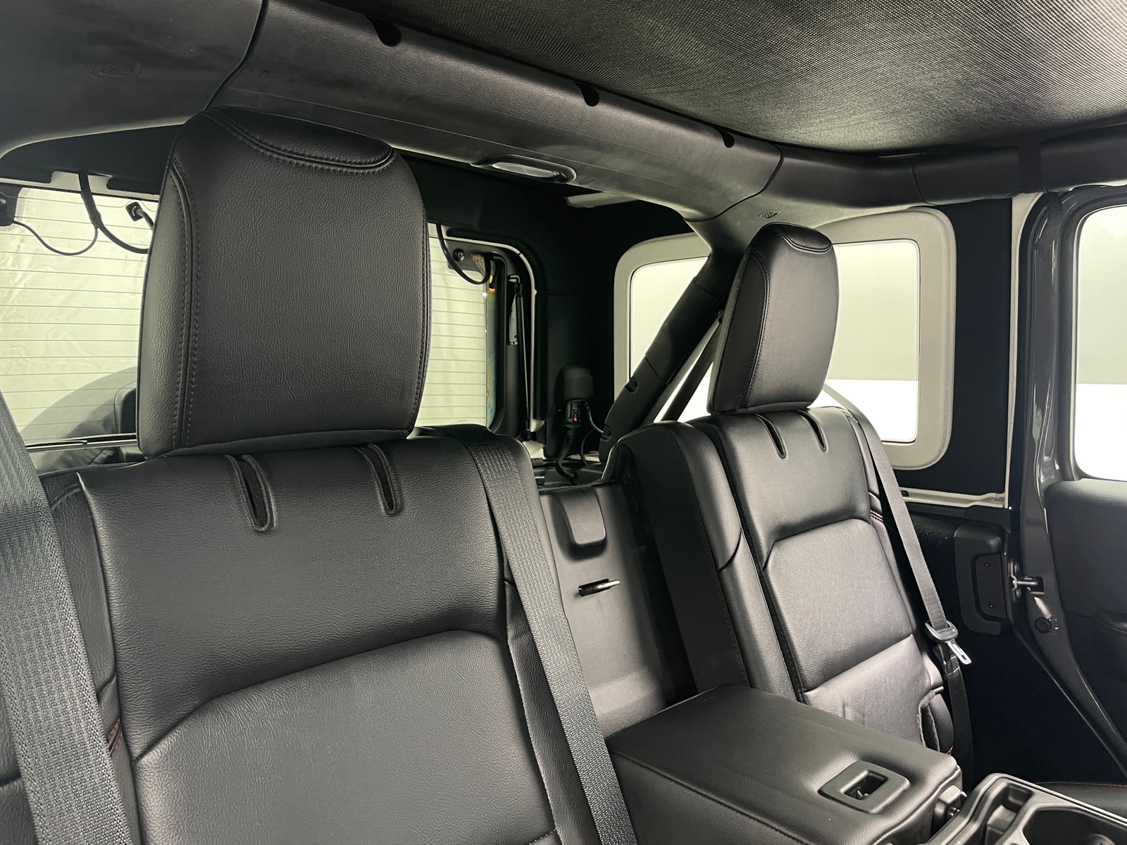 Thumbnail: 2020 Jeep Wrangler - 5