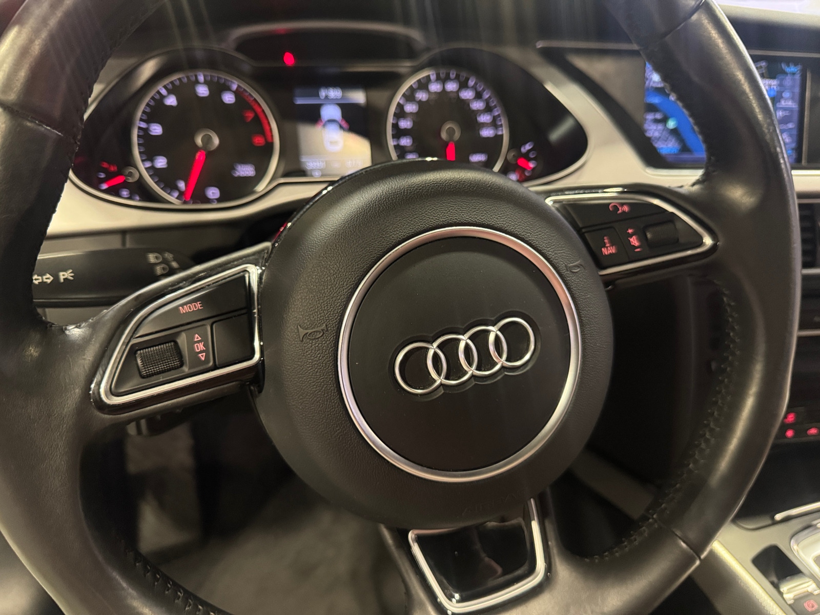 Thumbnail: 2016 Audi A4 - 4