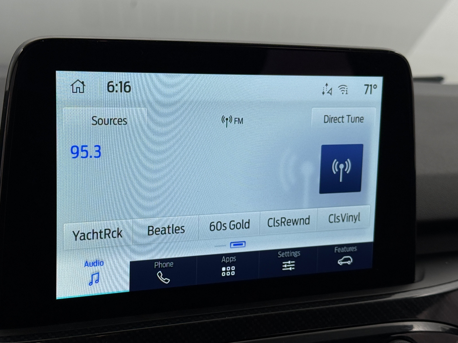 Thumbnail: 2024 Ford Escape - 4