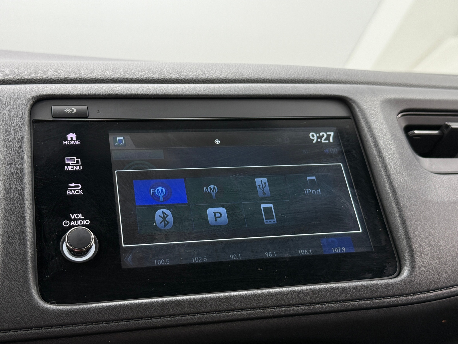 Thumbnail: 2019 Honda HR-V - 4