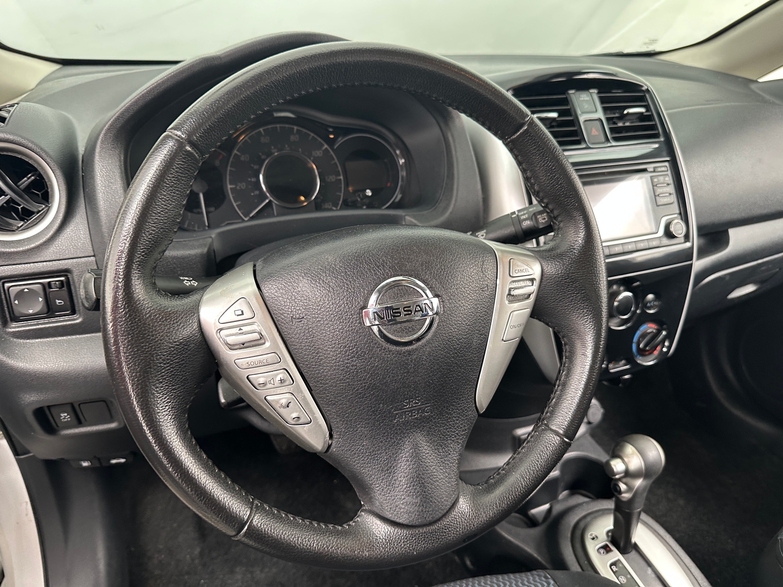 Thumbnail: 2017 Nissan Versa Note - 5