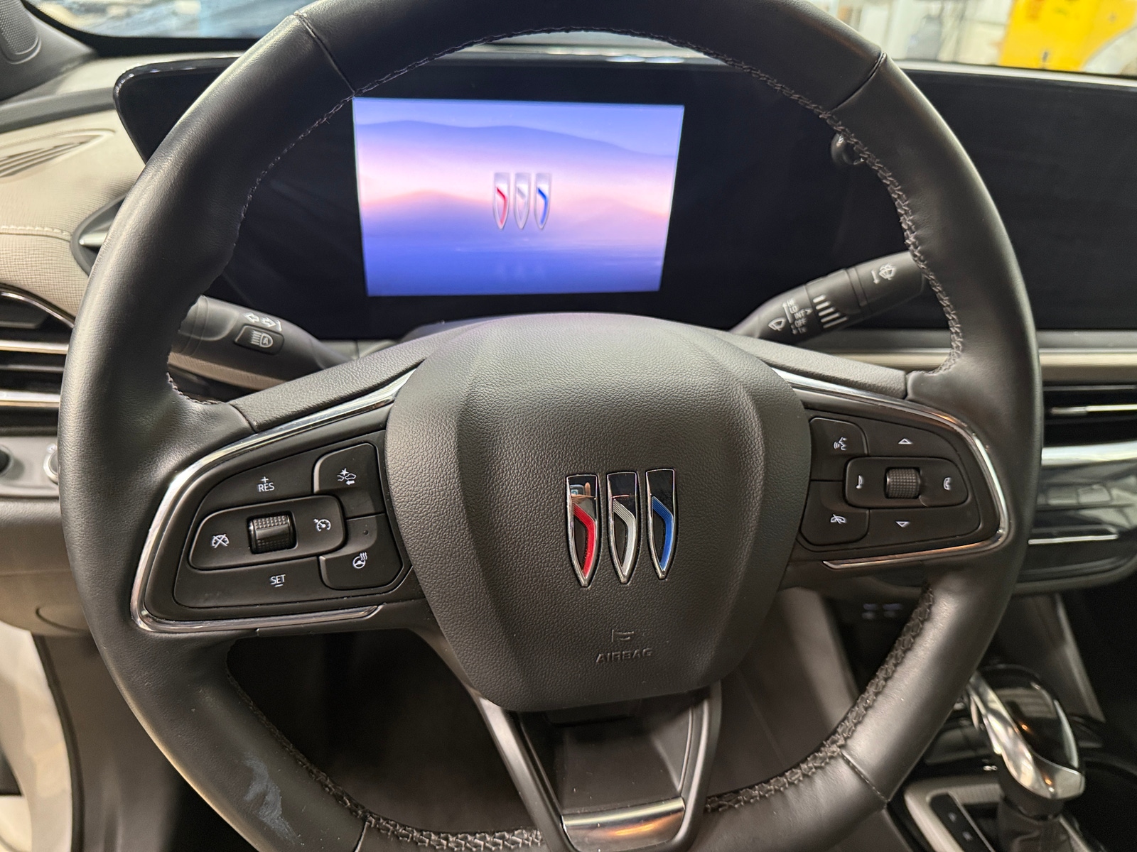 Thumbnail: 2024 Buick Envista - 4