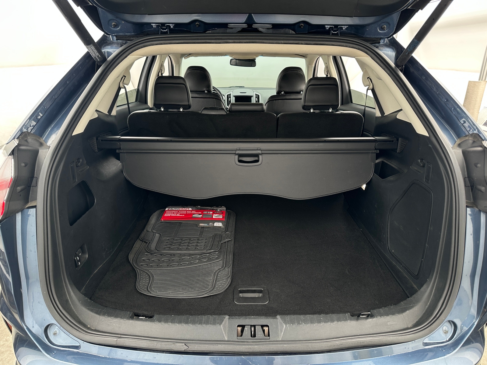 Thumbnail: 2019 Ford Edge - 6