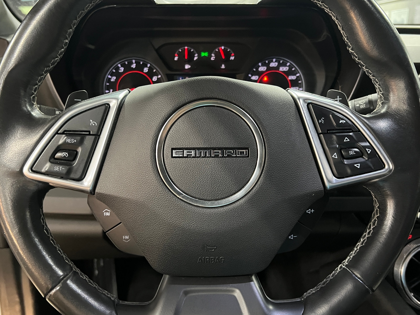 Thumbnail: 2019 Chevrolet Camaro - 5
