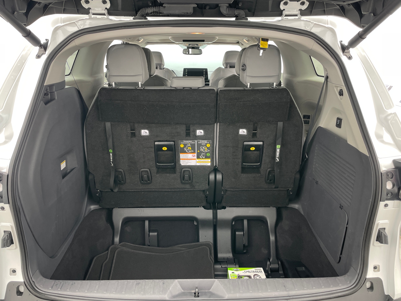 Thumbnail: 2023 Toyota Sienna - 6