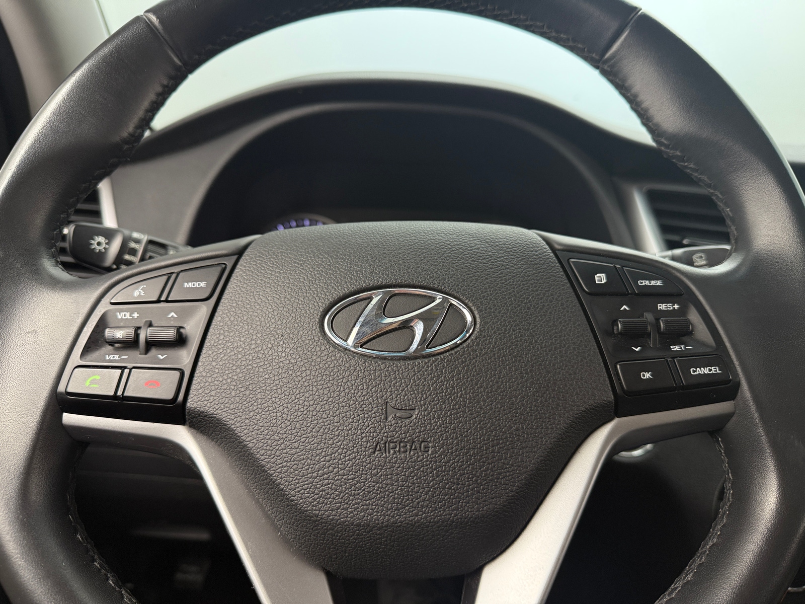Thumbnail: 2017 Hyundai Tucson - 5
