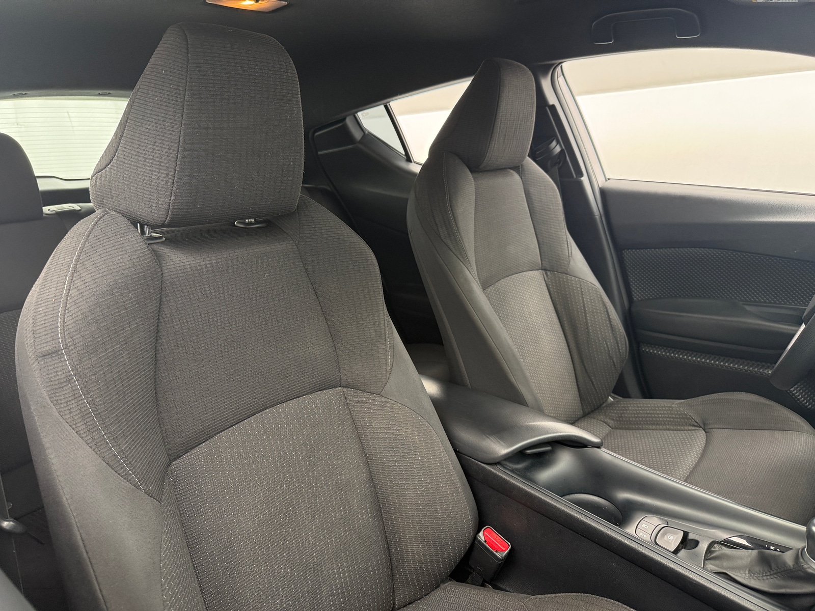 Thumbnail: 2019 Toyota C-HR - 2