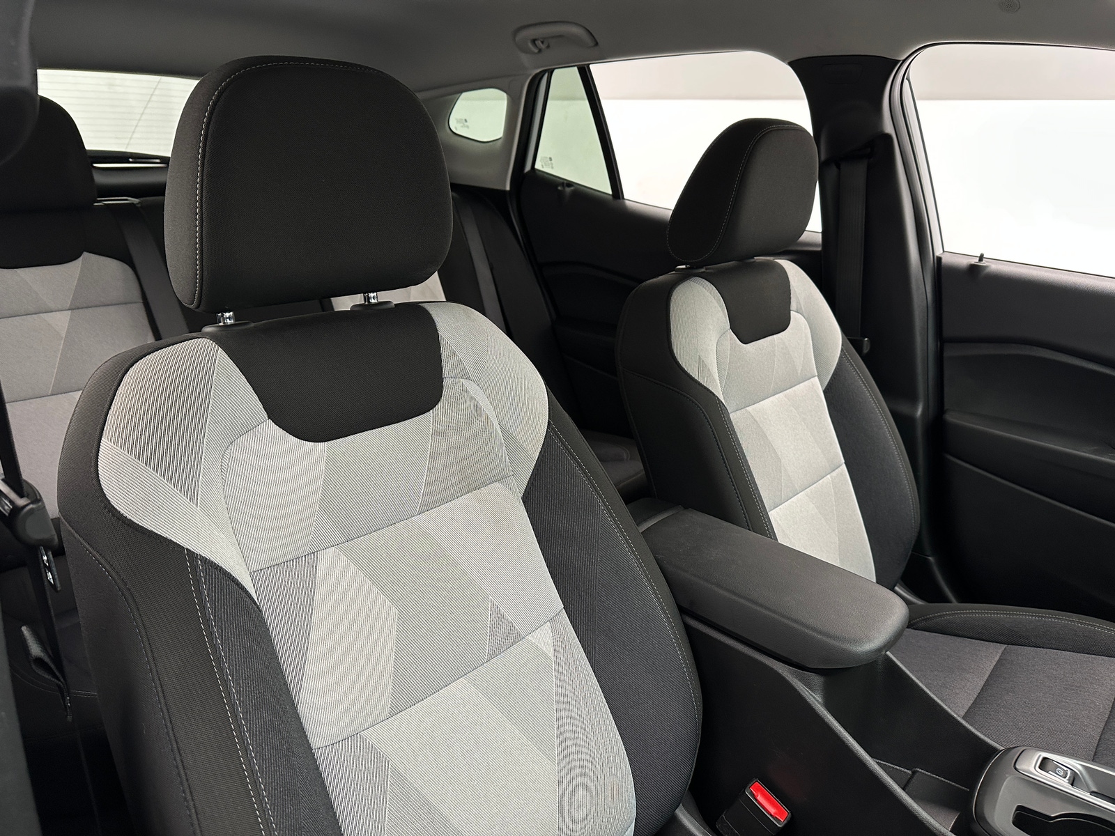 Thumbnail: 2024 Chevrolet Trax - 2