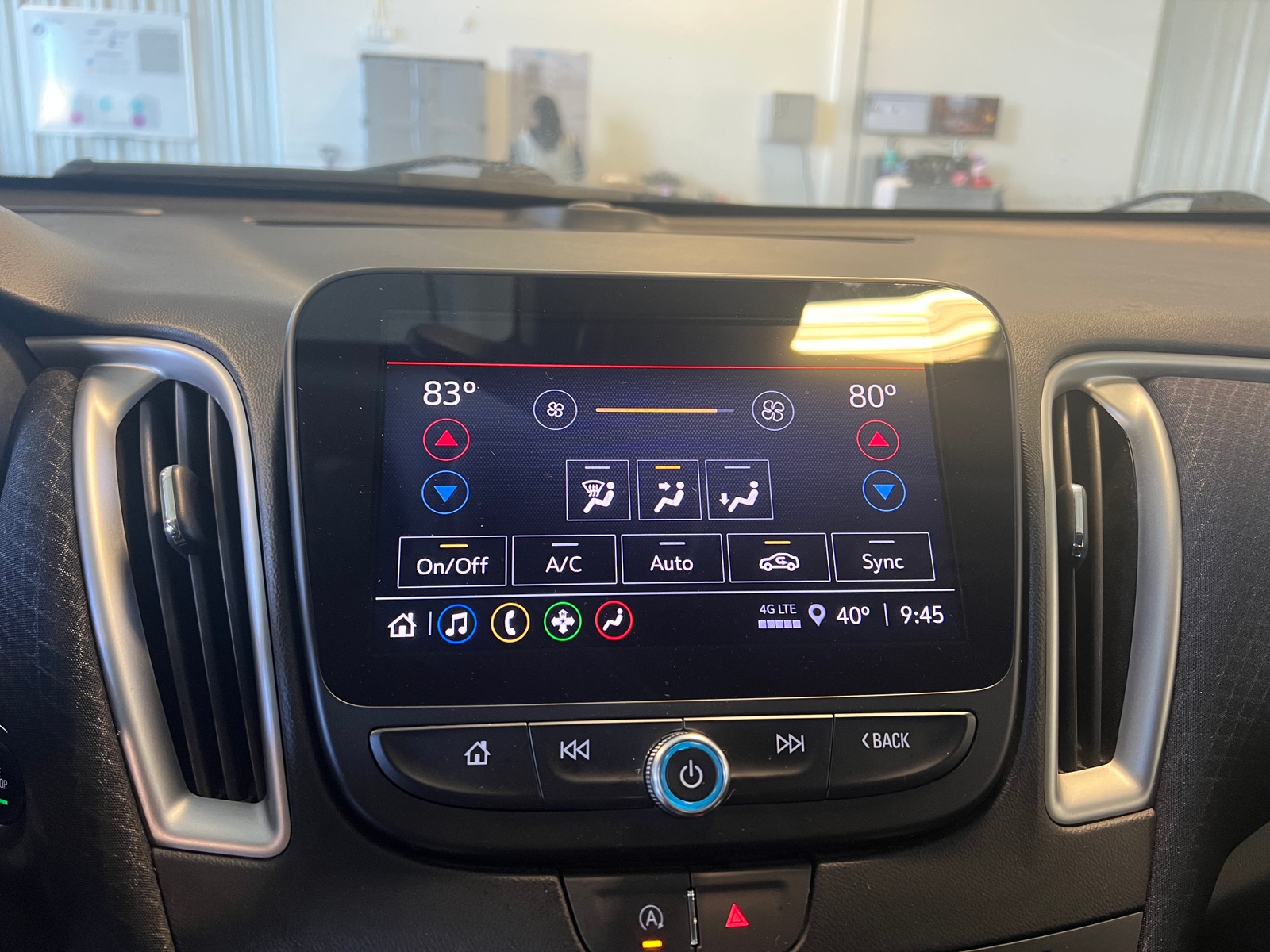 Thumbnail: 2023 Chevrolet Malibu - 4