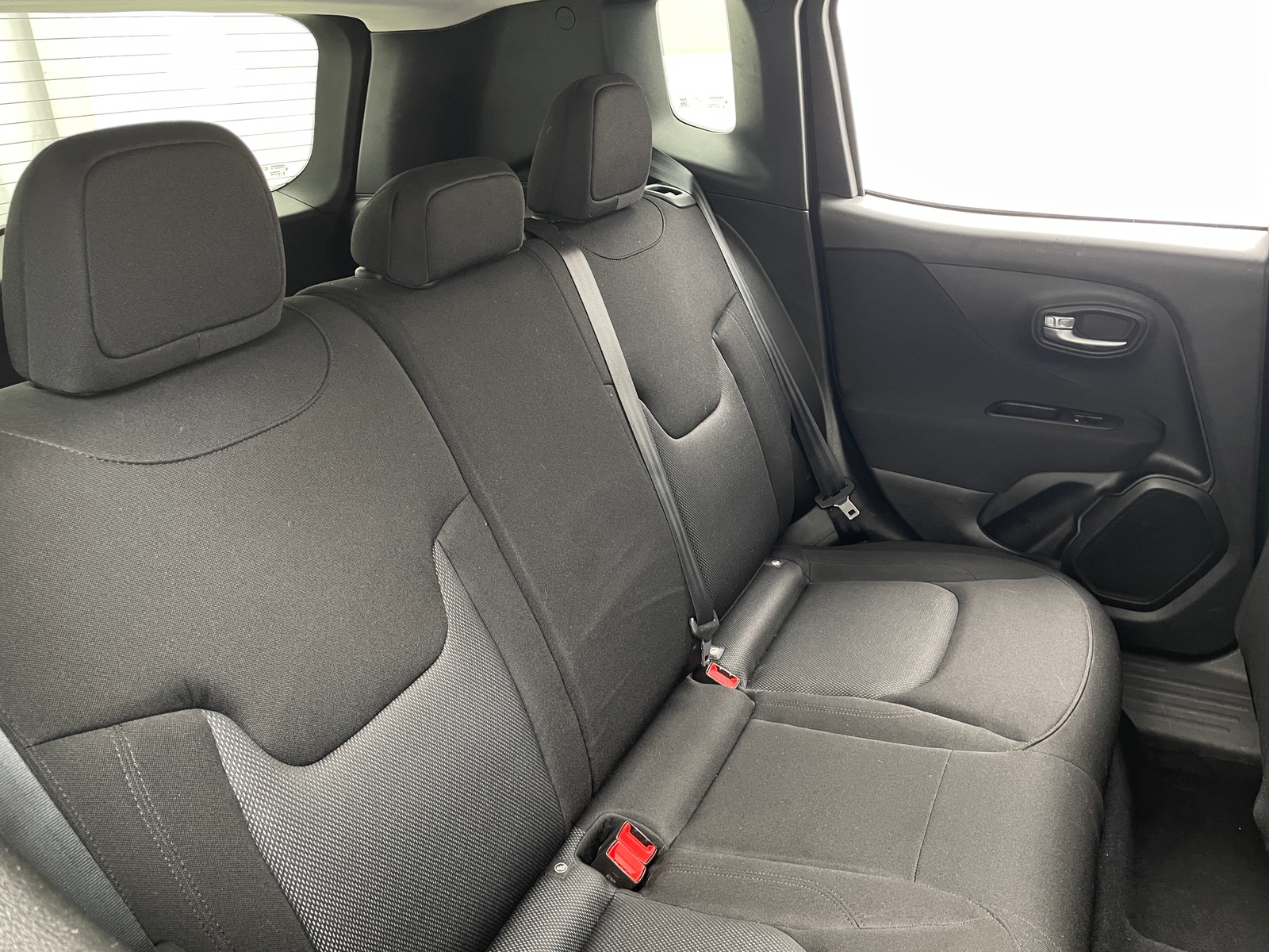 Thumbnail: 2020 Jeep Renegade - 6