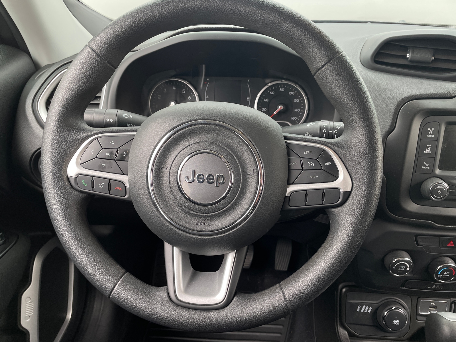 Thumbnail: 2020 Jeep Renegade - 5