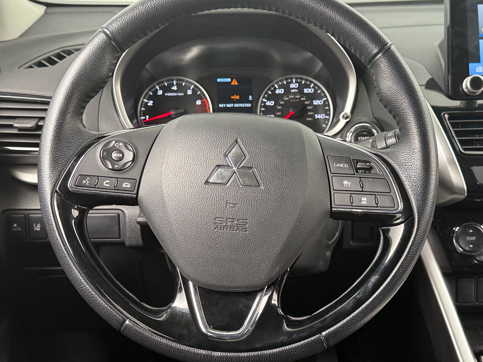 Thumbnail: 2024 Mitsubishi Eclipse Cross - 4