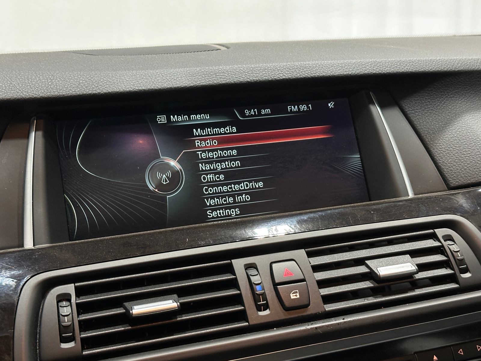 Thumbnail: 2014 BMW 5 Series - 3