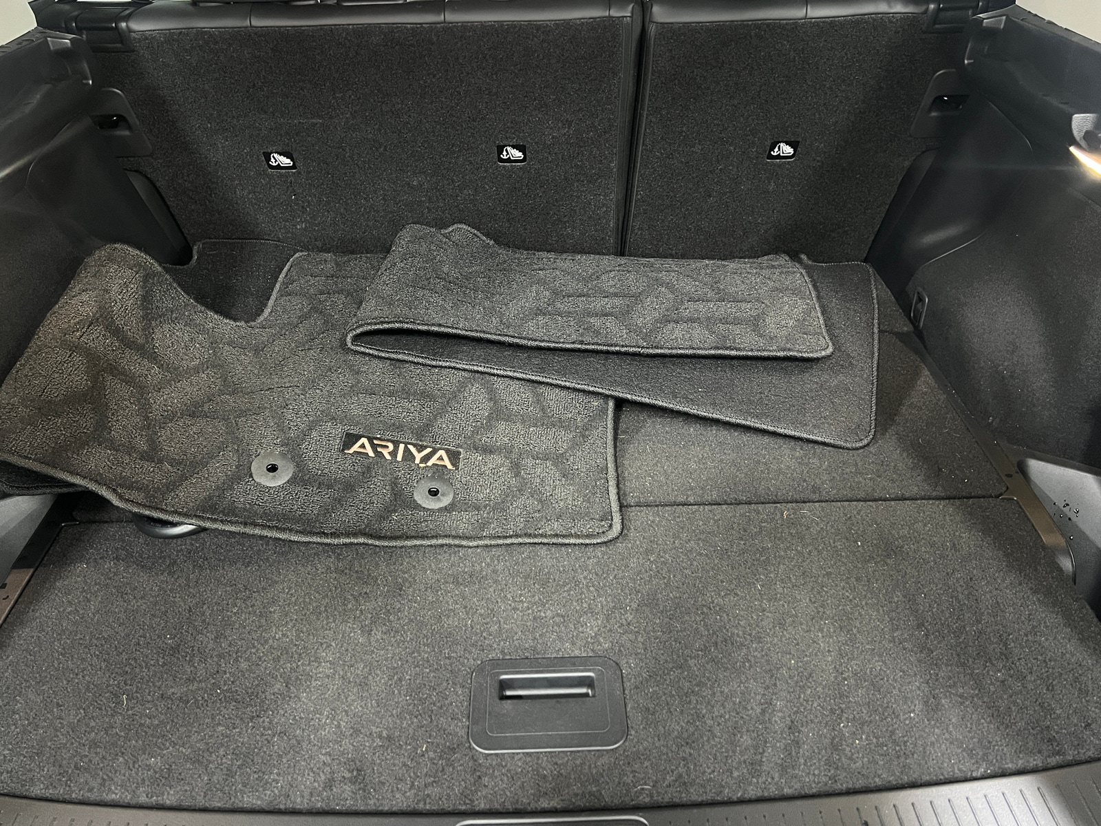 Thumbnail: 2025 Nissan Ariya - 6