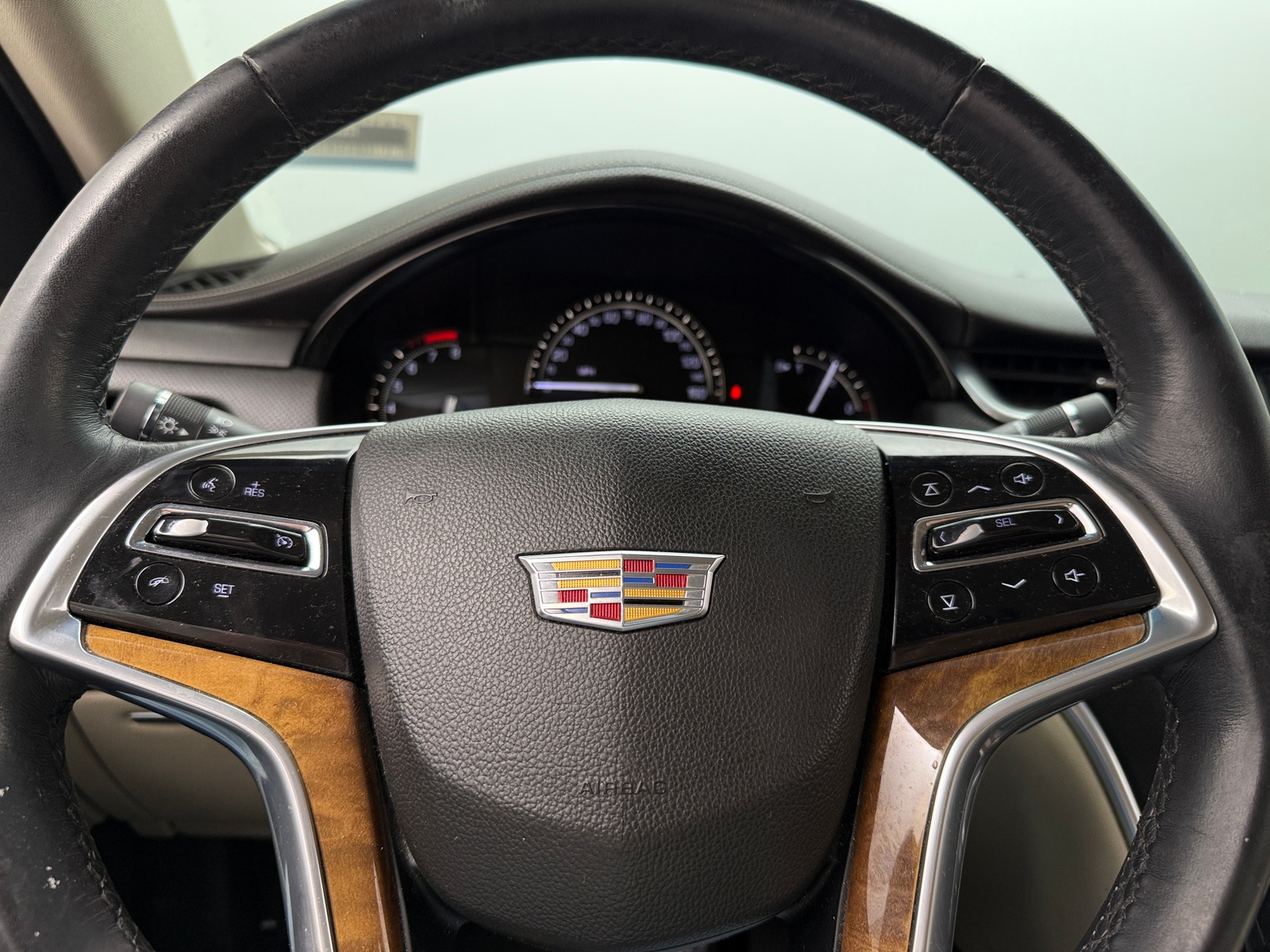 Thumbnail: 2018 Cadillac XTS - 4