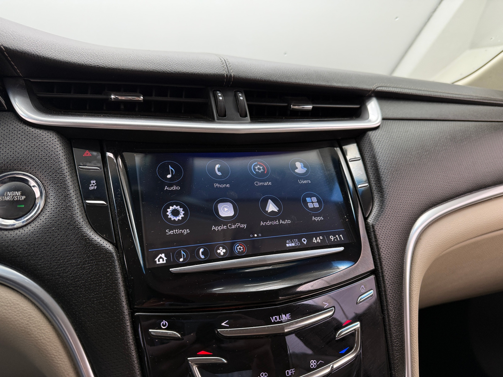 Thumbnail: 2018 Cadillac XTS - 3