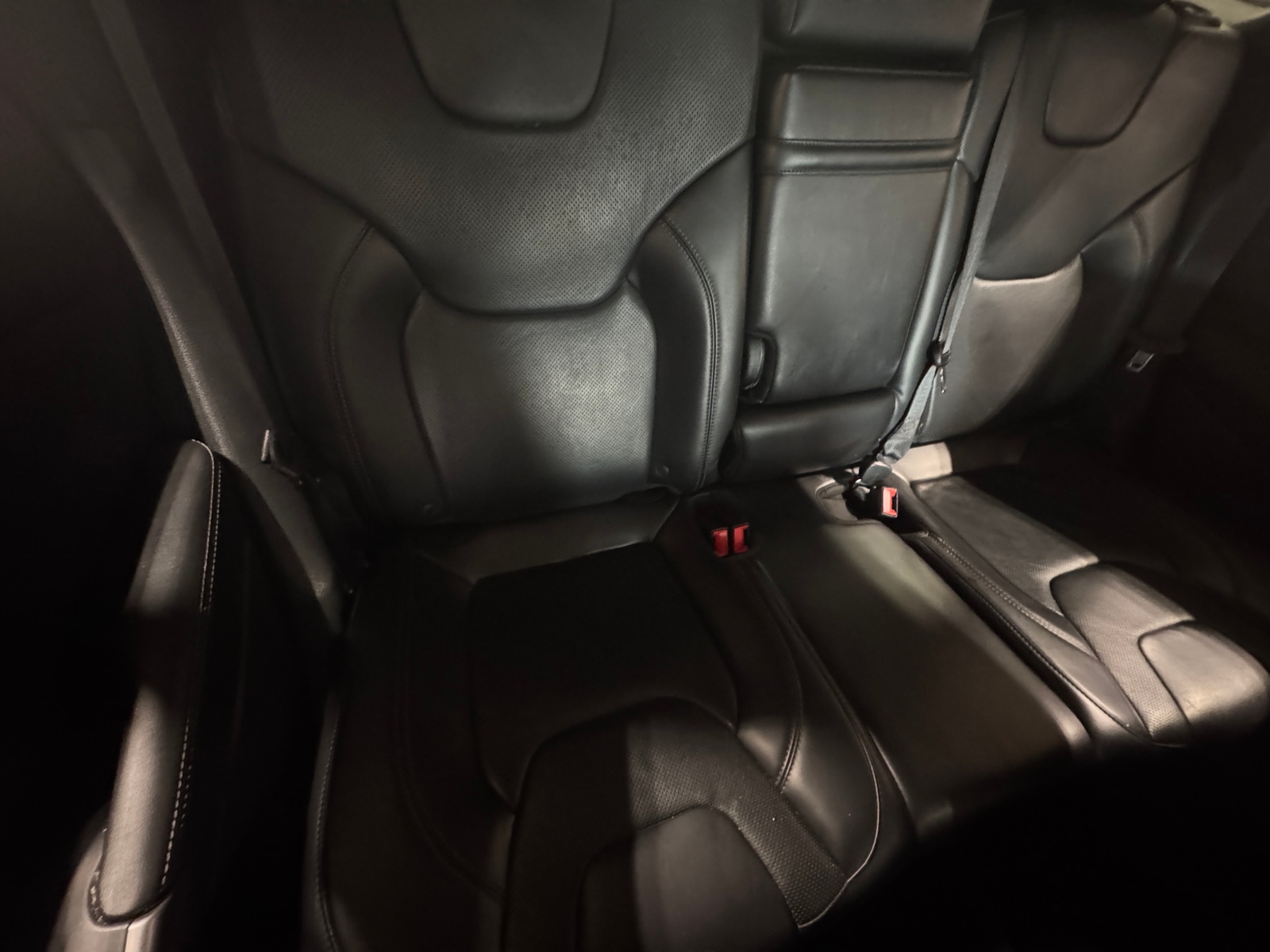 Thumbnail: 2019 Jeep Cherokee - 6