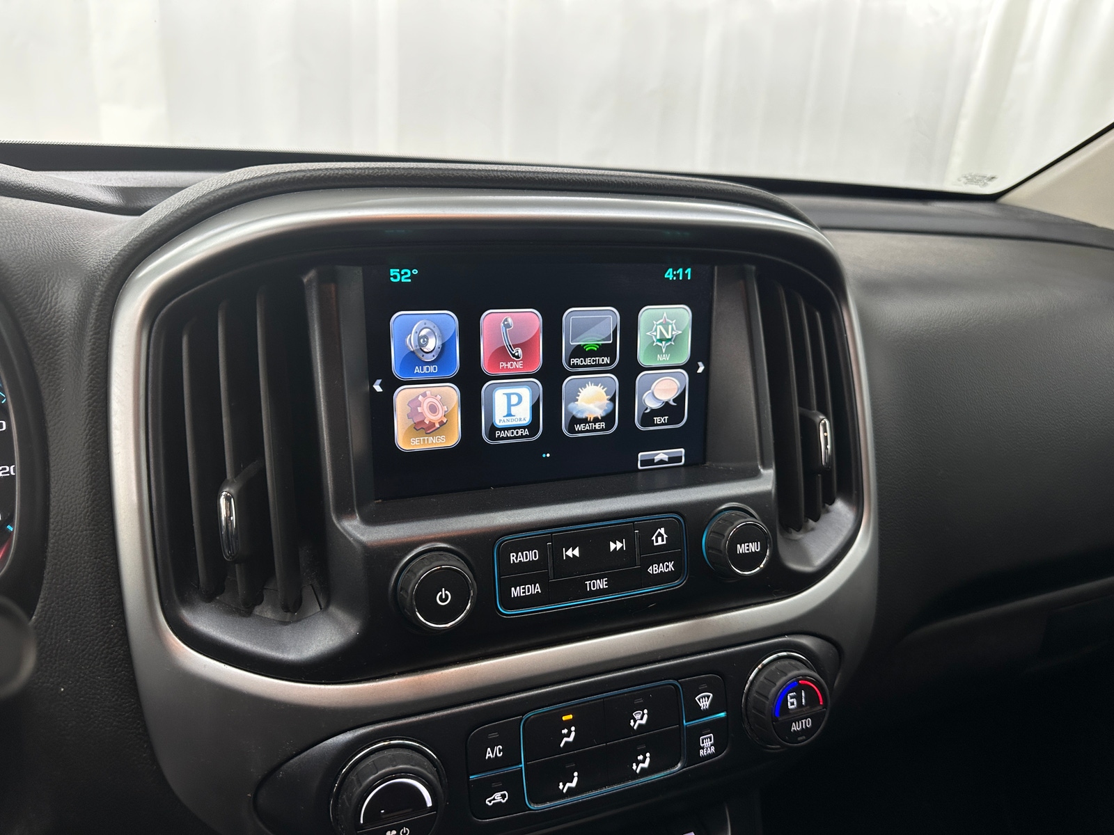 Thumbnail: 2016 Chevrolet Colorado - 4