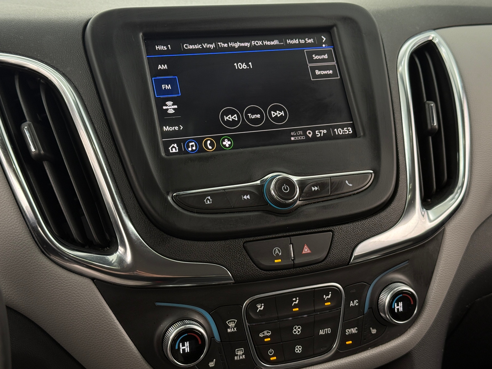 Thumbnail: 2024 Chevrolet Equinox - 4