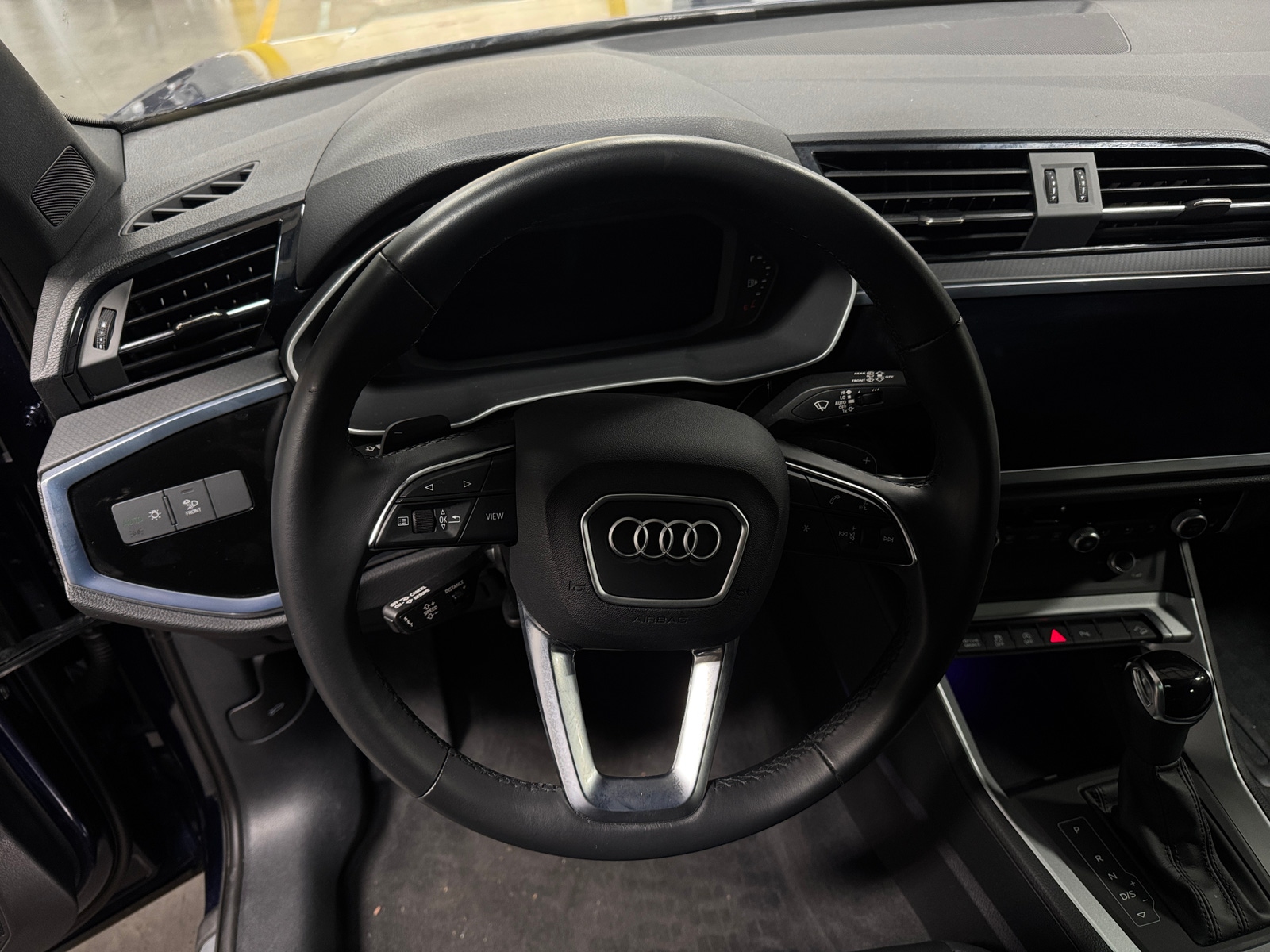 Thumbnail: 2022 Audi Q3 - 5