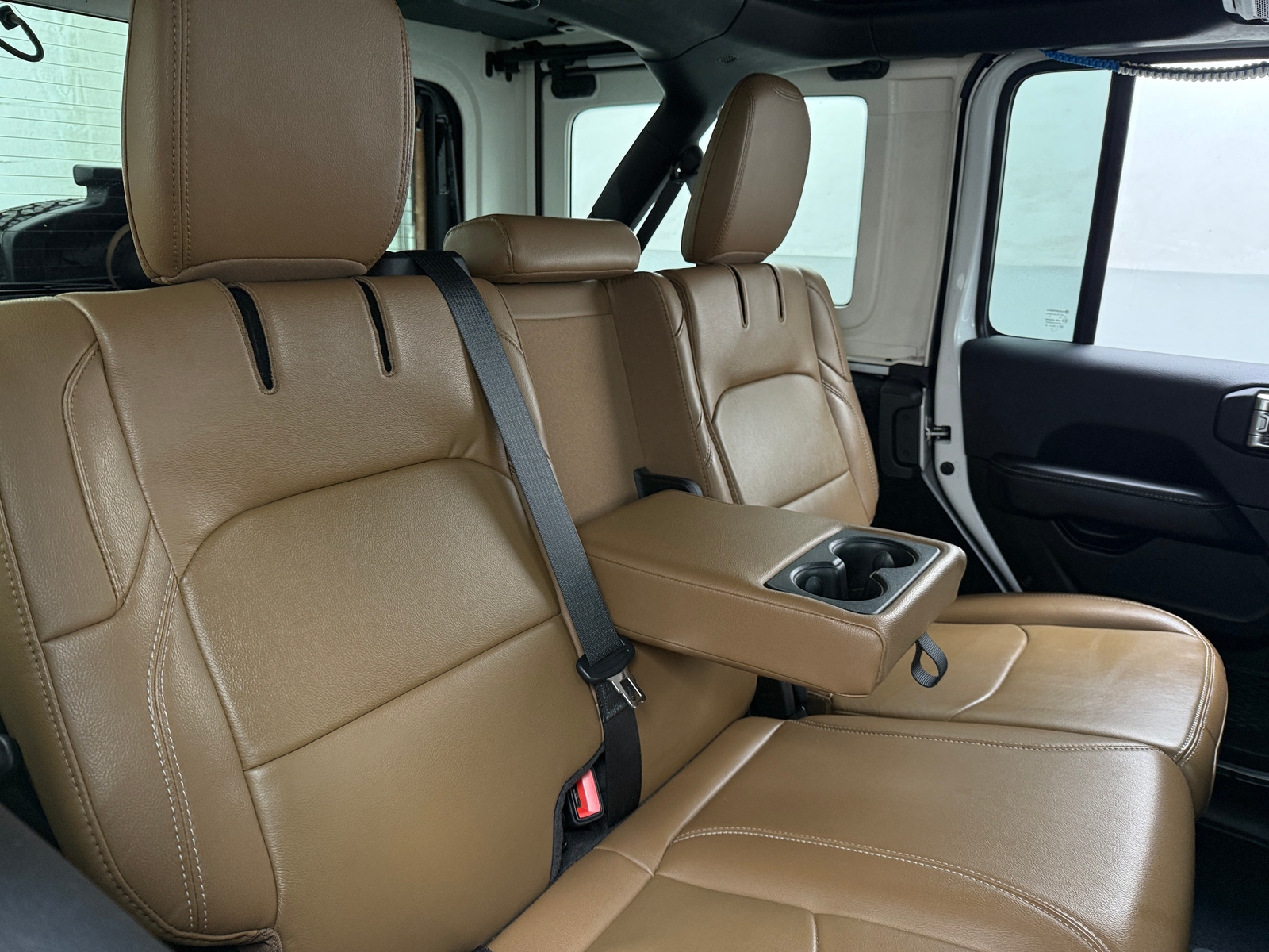 Thumbnail: 2022 Jeep Wrangler - 5