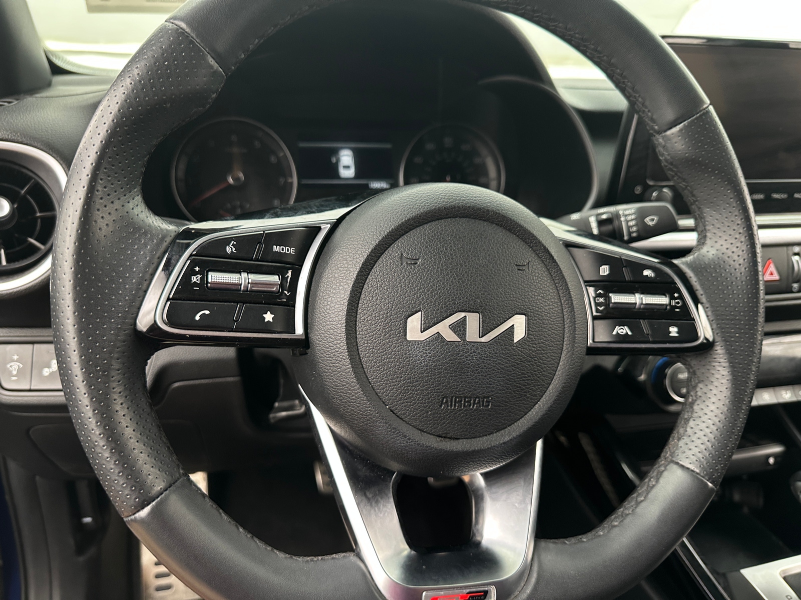 Thumbnail: 2024 Kia Forte - 5