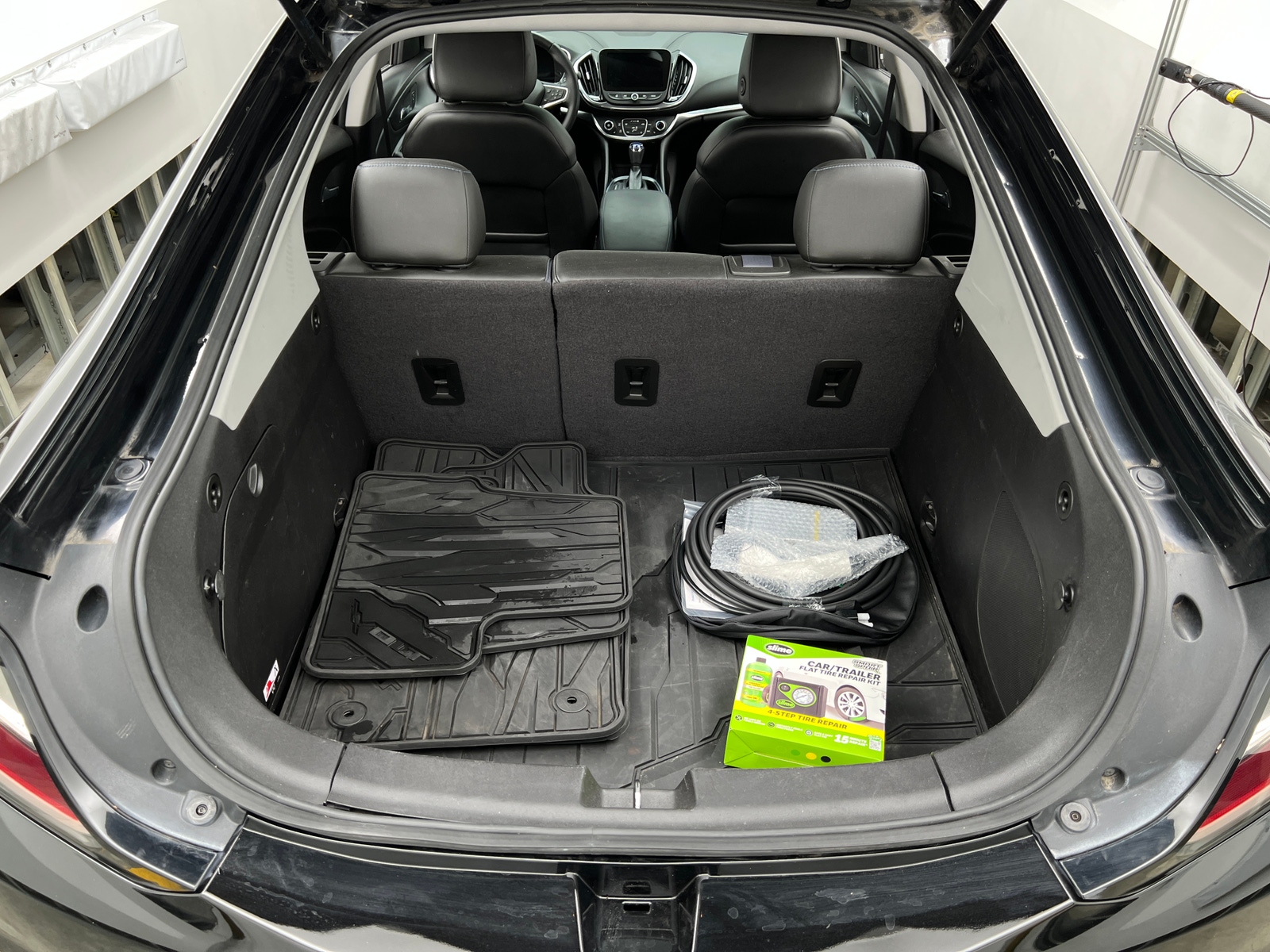 Thumbnail: 2017 Chevrolet Volt - 6