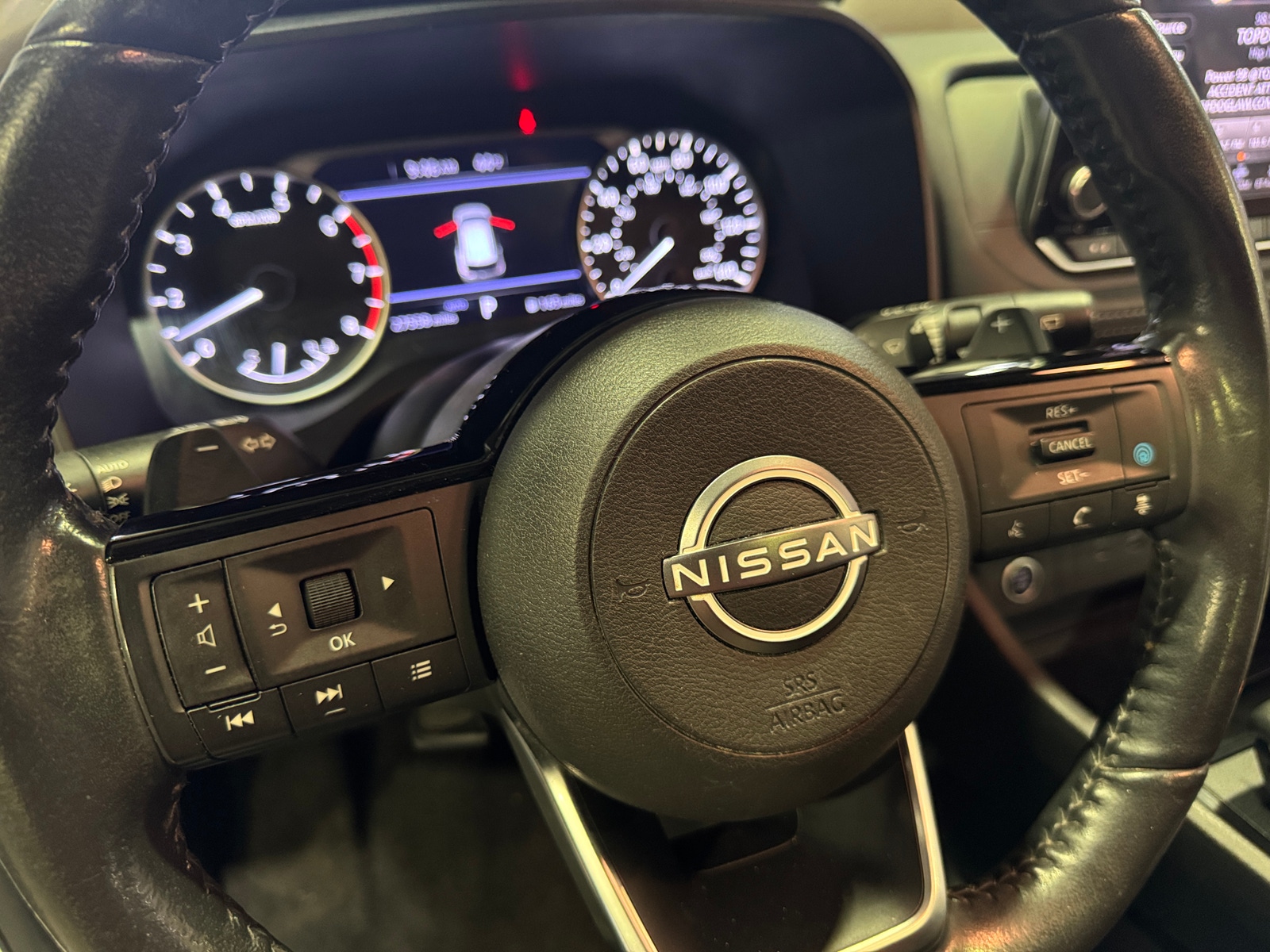 Thumbnail: 2023 Nissan Rogue - 5