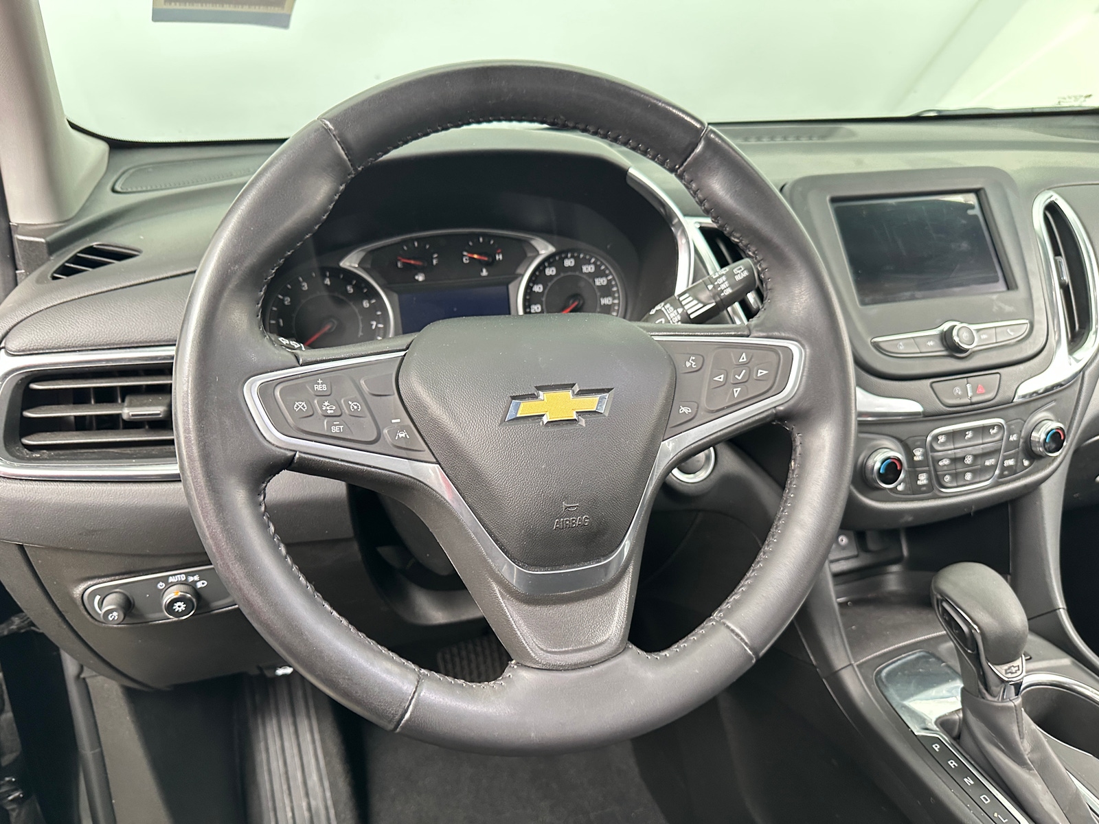 Thumbnail: 2022 Chevrolet Equinox - 5