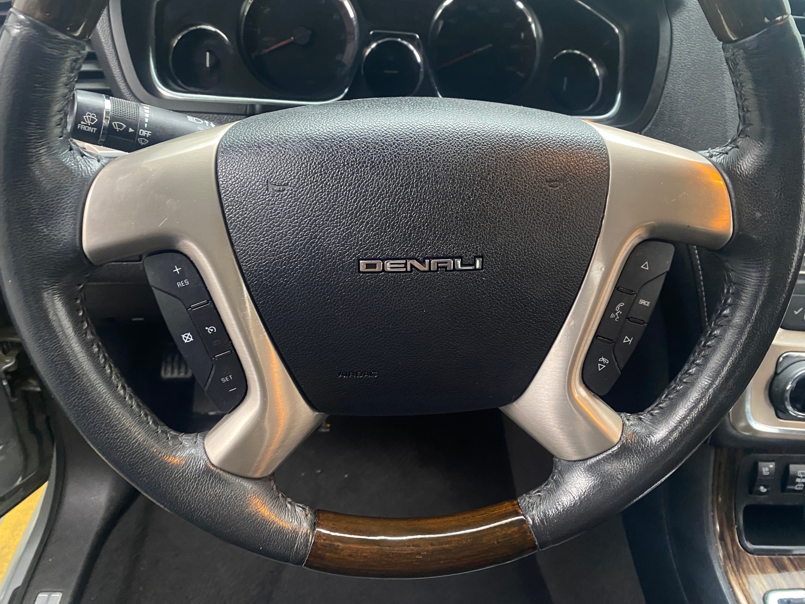 Thumbnail: 2013 GMC Acadia - 4