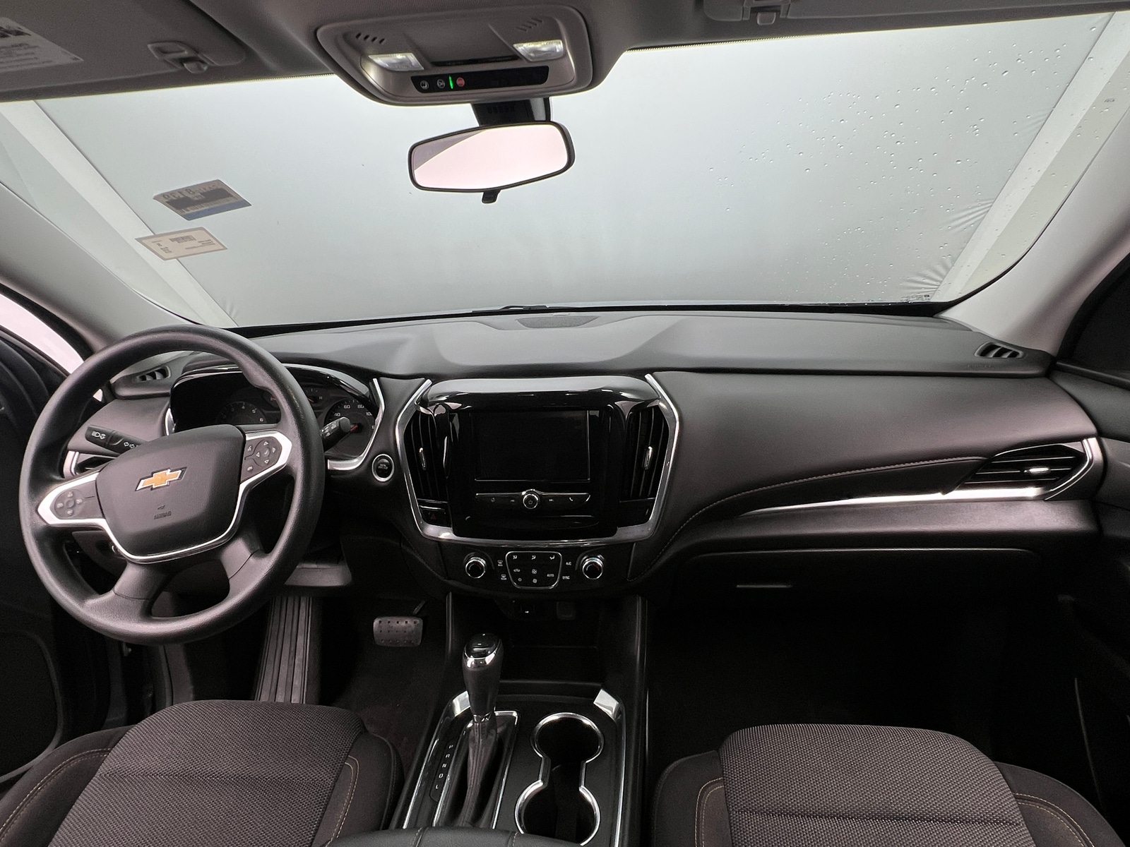 Thumbnail: 2020 Chevrolet Traverse - 3