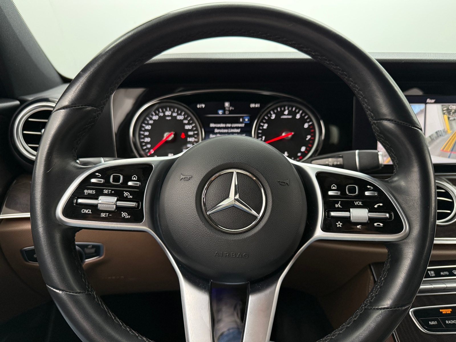 Thumbnail: 2019 Mercedes-Benz E-Class - 4