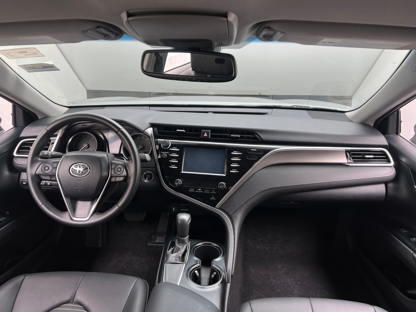 Thumbnail: 2018 Toyota Camry - 3