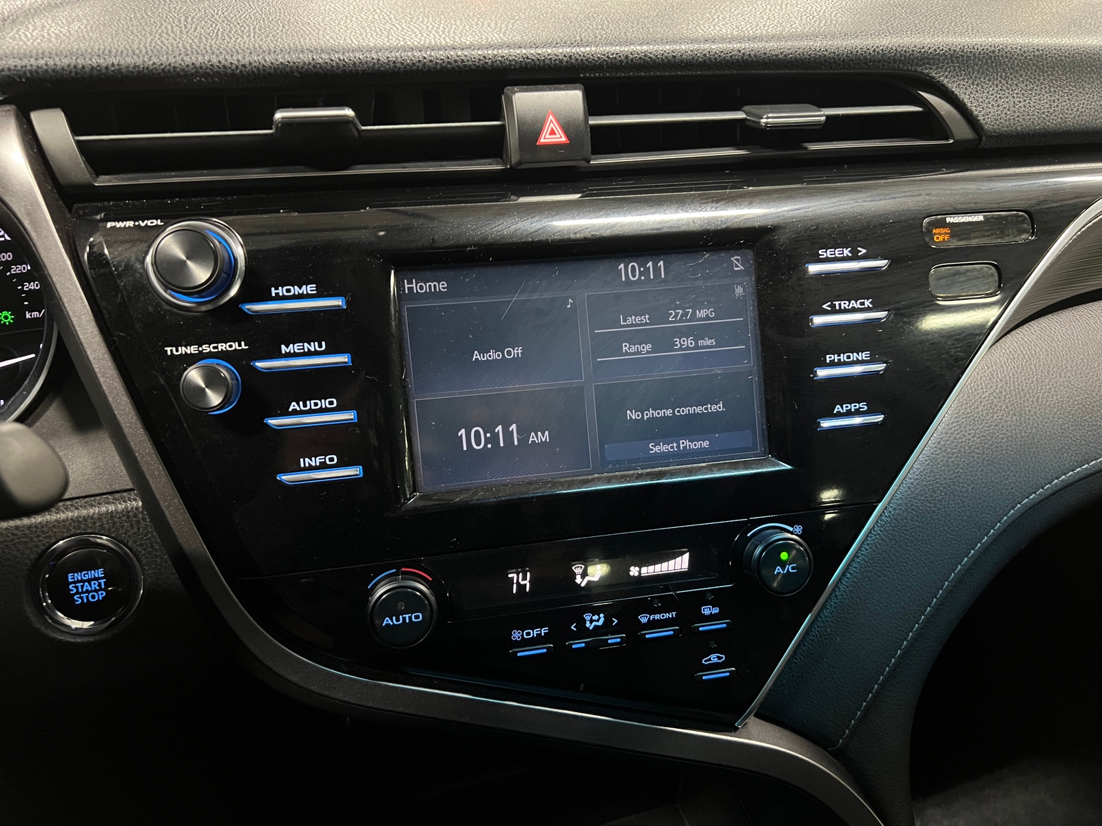 Thumbnail: 2018 Toyota Camry - 4