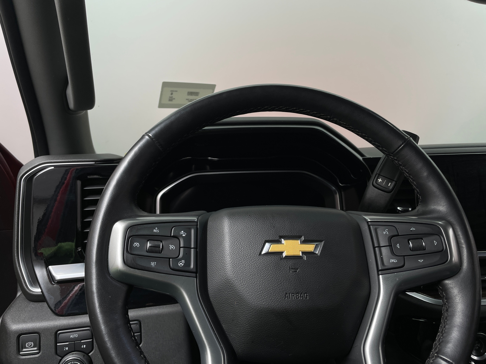 Thumbnail: 2022 Chevrolet Silverado 1500 - 5