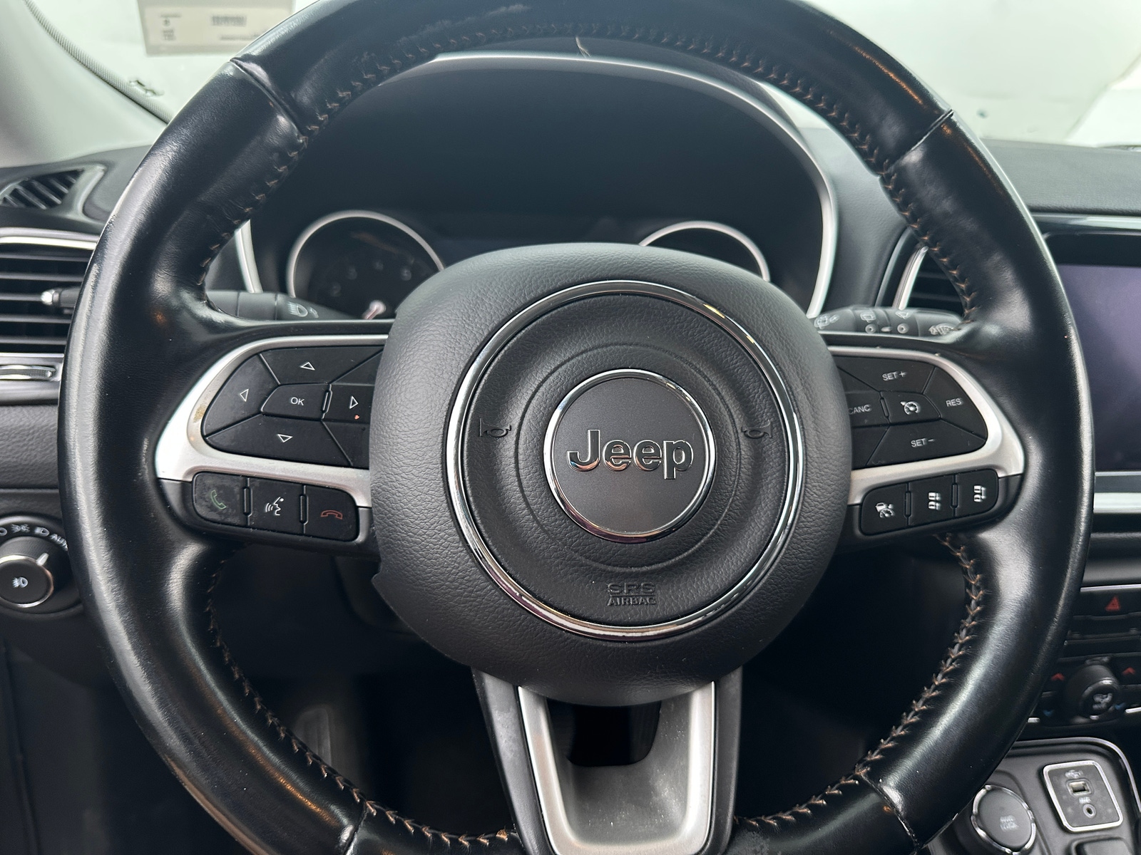 Thumbnail: 2021 Jeep Compass - 4