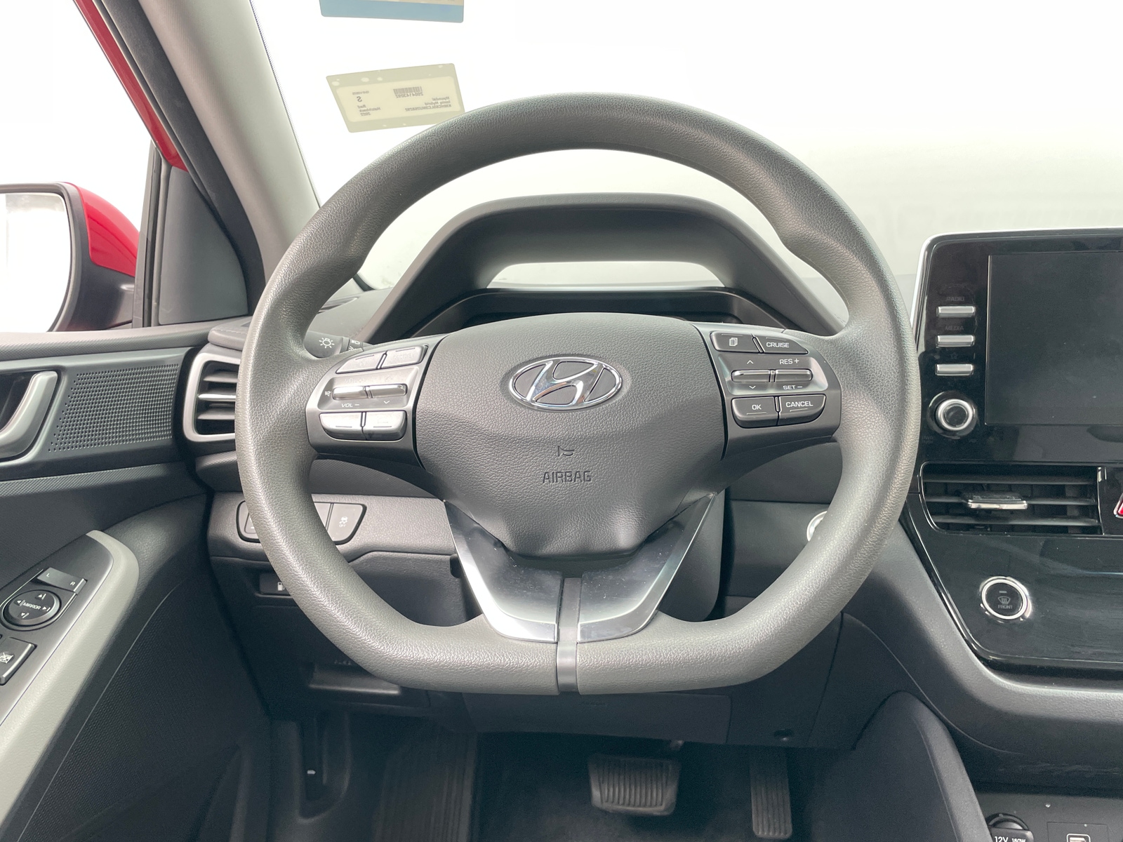 Thumbnail: 2022 Hyundai Ioniq - 5