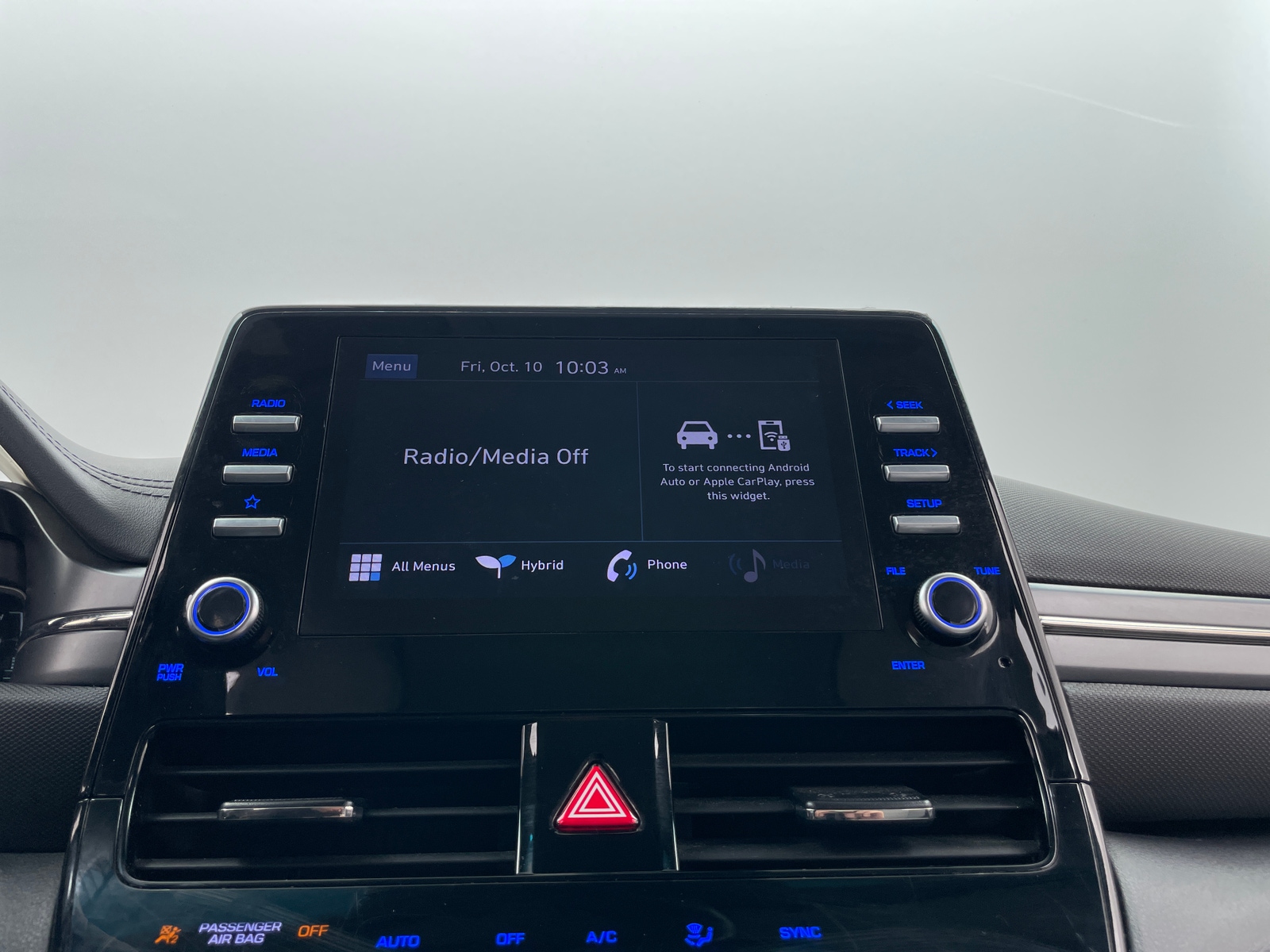 Thumbnail: 2022 Hyundai Ioniq - 4