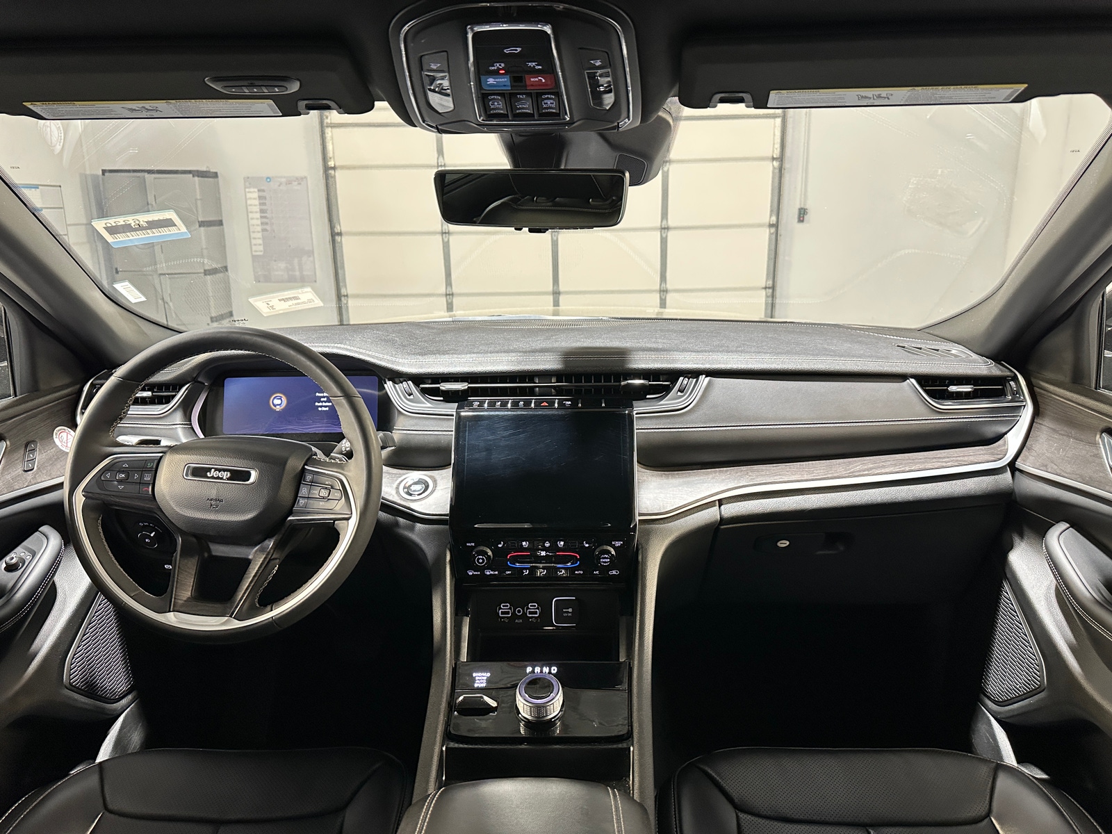 Thumbnail: 2024 Jeep Grand Cherokee L - 2