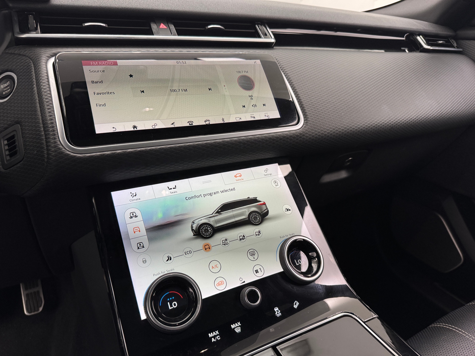 Thumbnail: 2019 Land Rover Range Rover Velar - 3