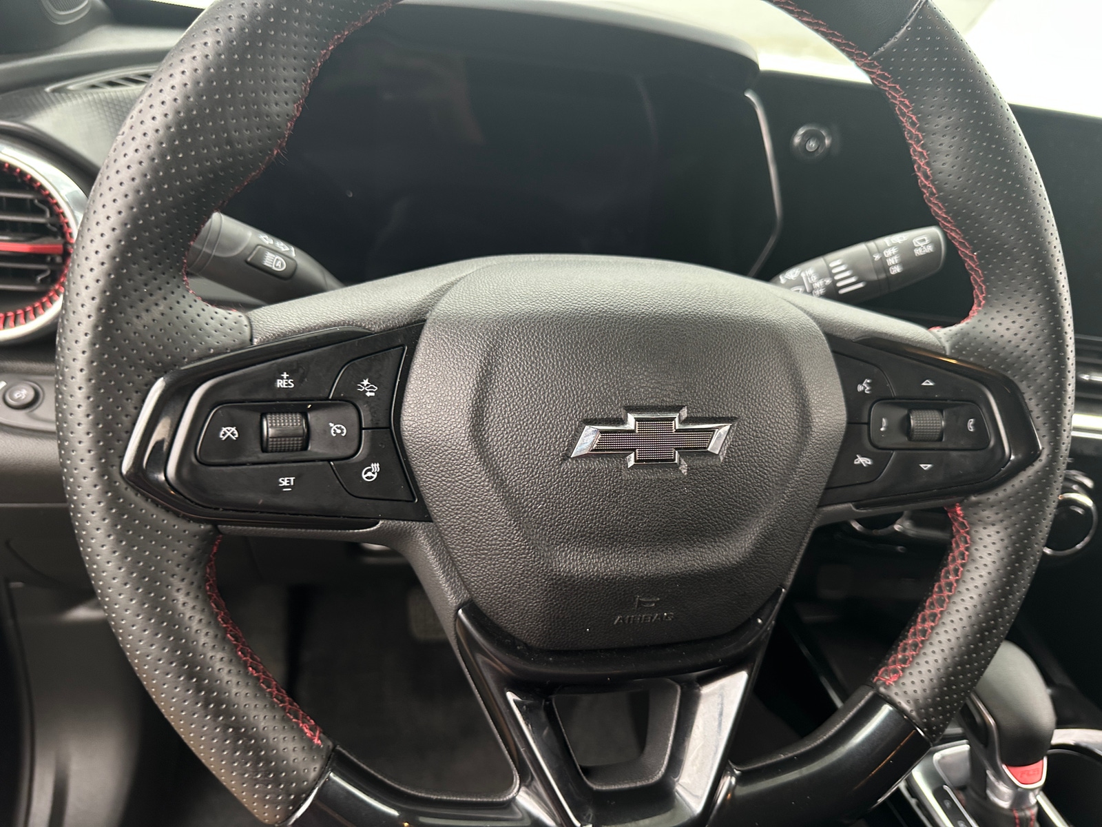 Thumbnail: 2024 Chevrolet Trax - 4
