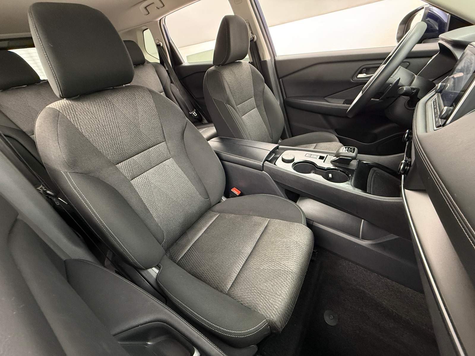 Thumbnail: 2024 Nissan Rogue - 2