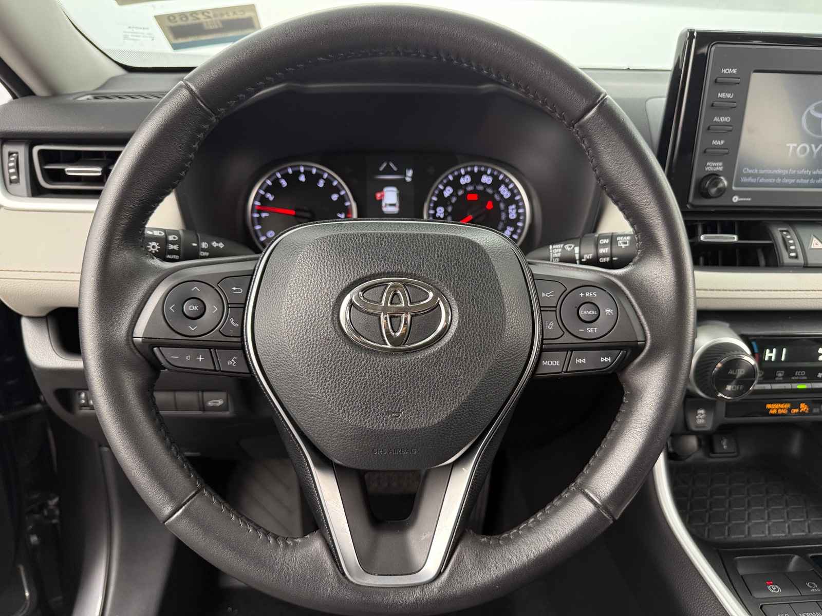 Thumbnail: 2021 Toyota RAV4 - 4