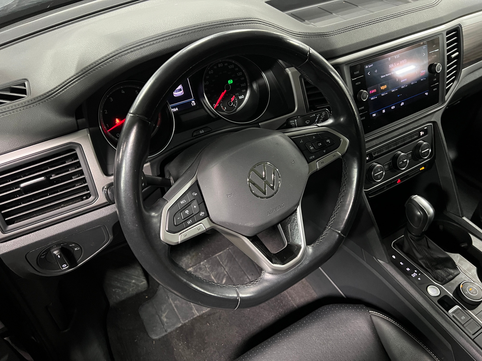 Thumbnail: 2021 Volkswagen Atlas - 4