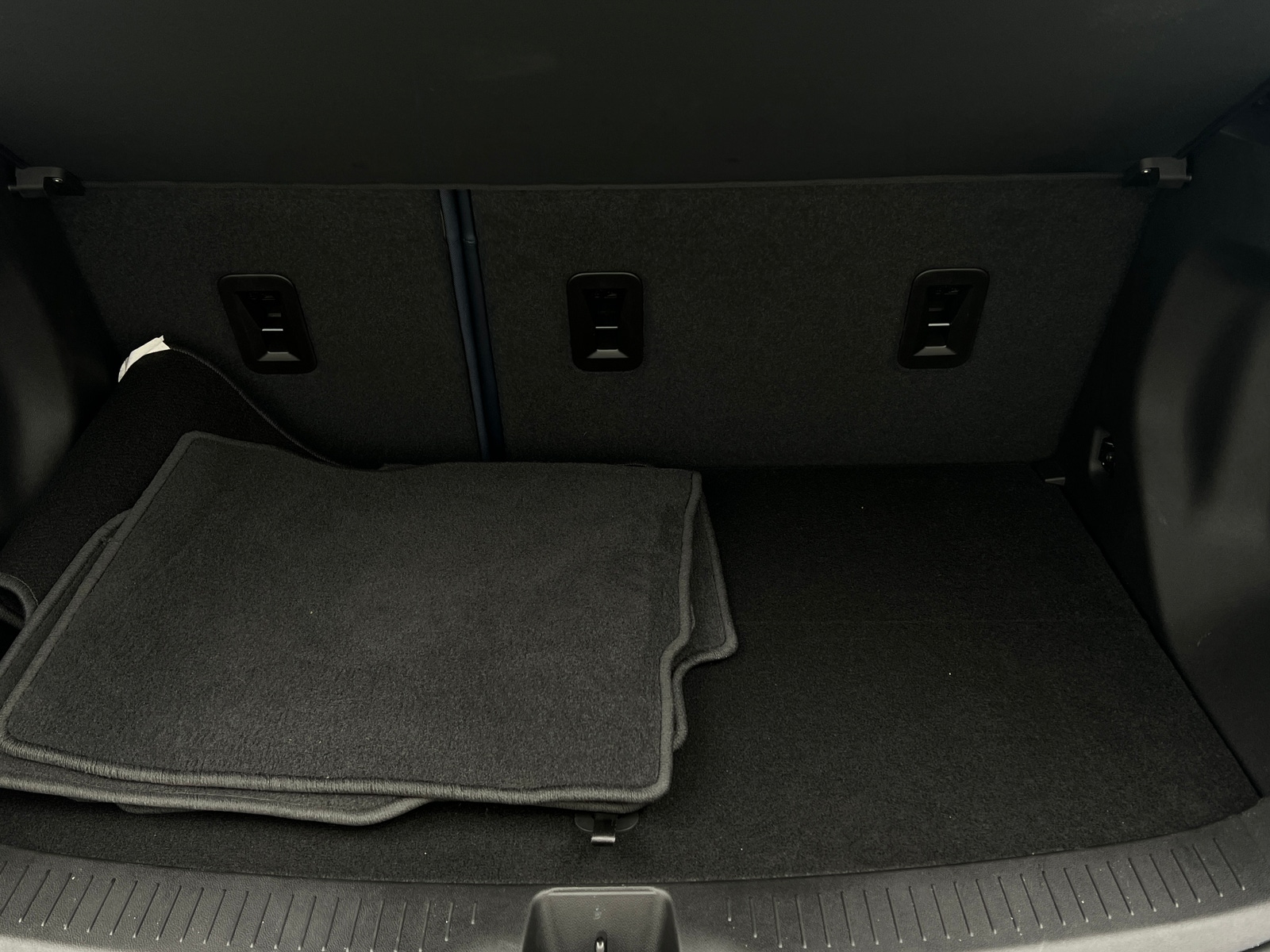 Thumbnail: 2023 Chevrolet Bolt EUV - 6